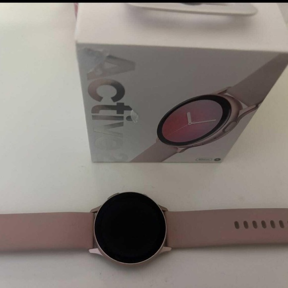 Samsung Active Watch 2 - Picture 1 of 3